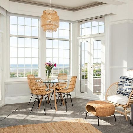 Ferienwohnung A View Of The Bay- Panoramic Sea Views- Sleeps 4 Westgate-on-Sea Exterior foto