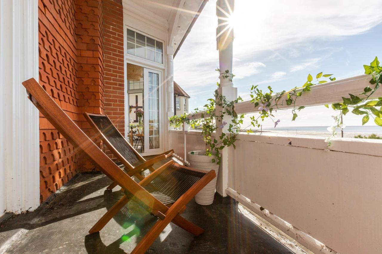 Ferienwohnung A View Of The Bay- Panoramic Sea Views- Sleeps 4 Westgate-on-Sea Exterior foto