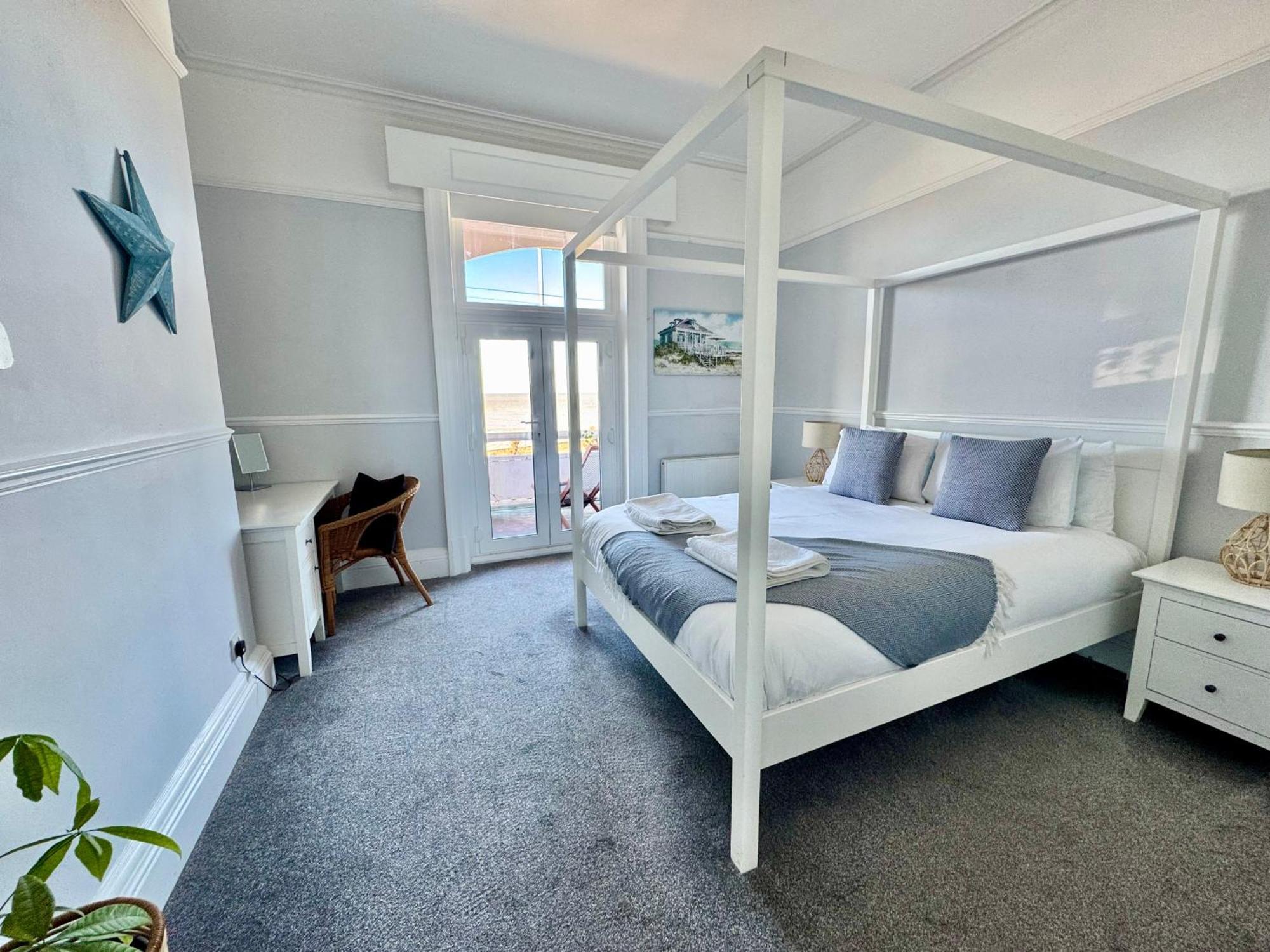 Ferienwohnung A View Of The Bay- Panoramic Sea Views- Sleeps 4 Westgate-on-Sea Exterior foto